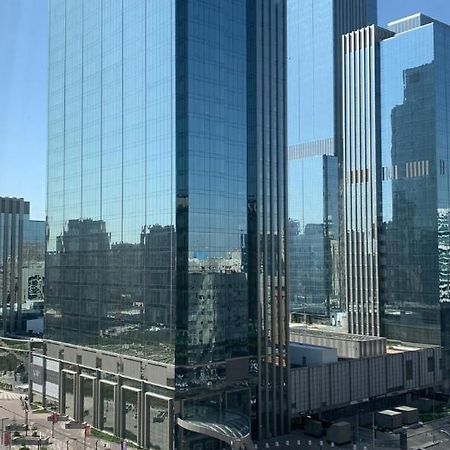 Квартира С Видом На Abu Dhabi Plaza Astana Buitenkant foto
