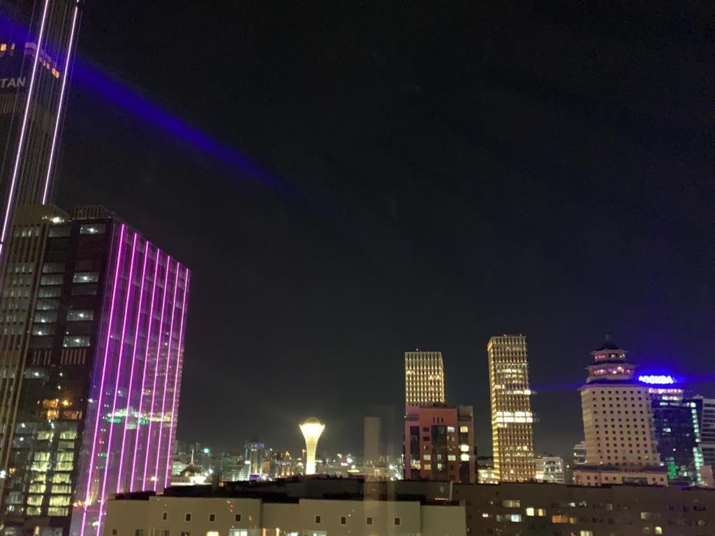 Квартира С Видом На Abu Dhabi Plaza Astana Buitenkant foto